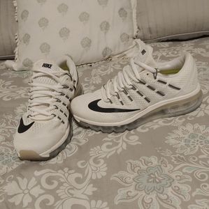 Women's Nike Air Max